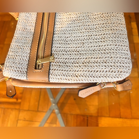 Giani Bernini Straw North South Crossbody - Picture 2 of 10